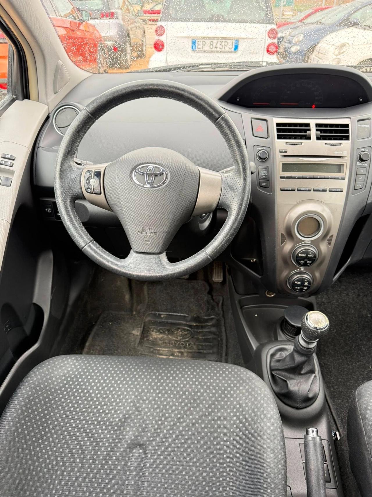 Toyota Yaris 1.3 5 porte Sol