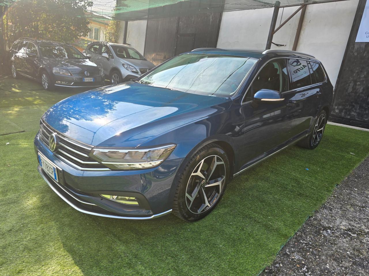 VW Passat 2.0 TDI 150CV DSG Executive -2019
