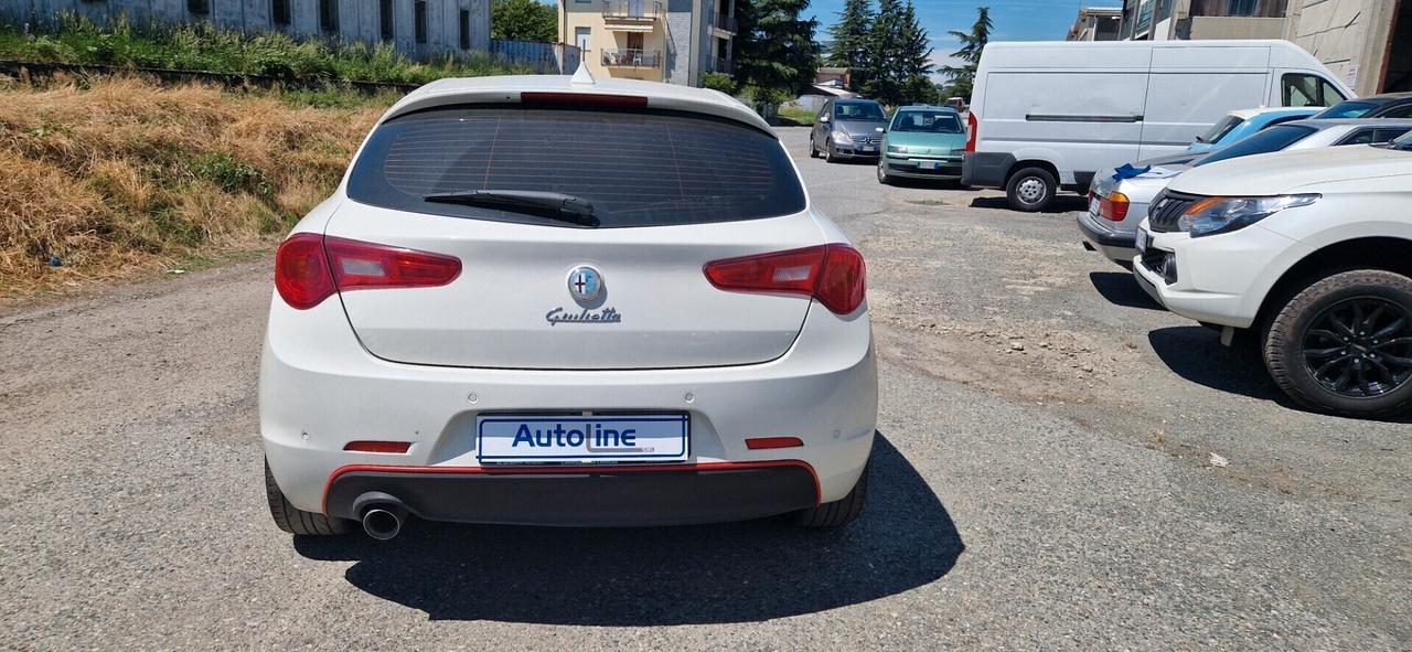 Alfa Romeo Giulietta 1.6 JTDm-2 105 CV Distinctive DISTRIBUZIONE E TAGLIANDO PASTIGLIE FRENI ESEGUITI