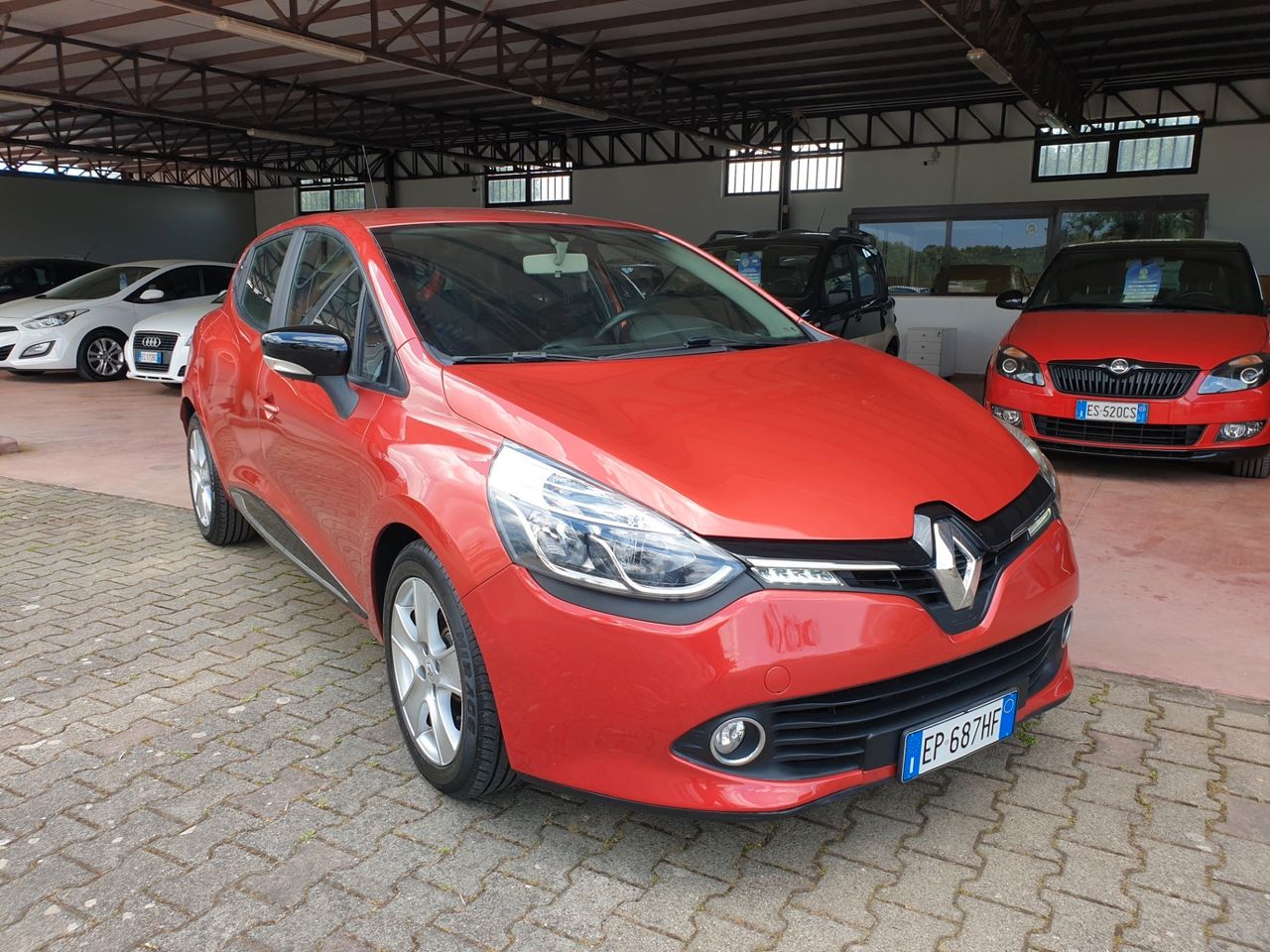 Renault Clio 1.2 75CV 5 porte - NAVI