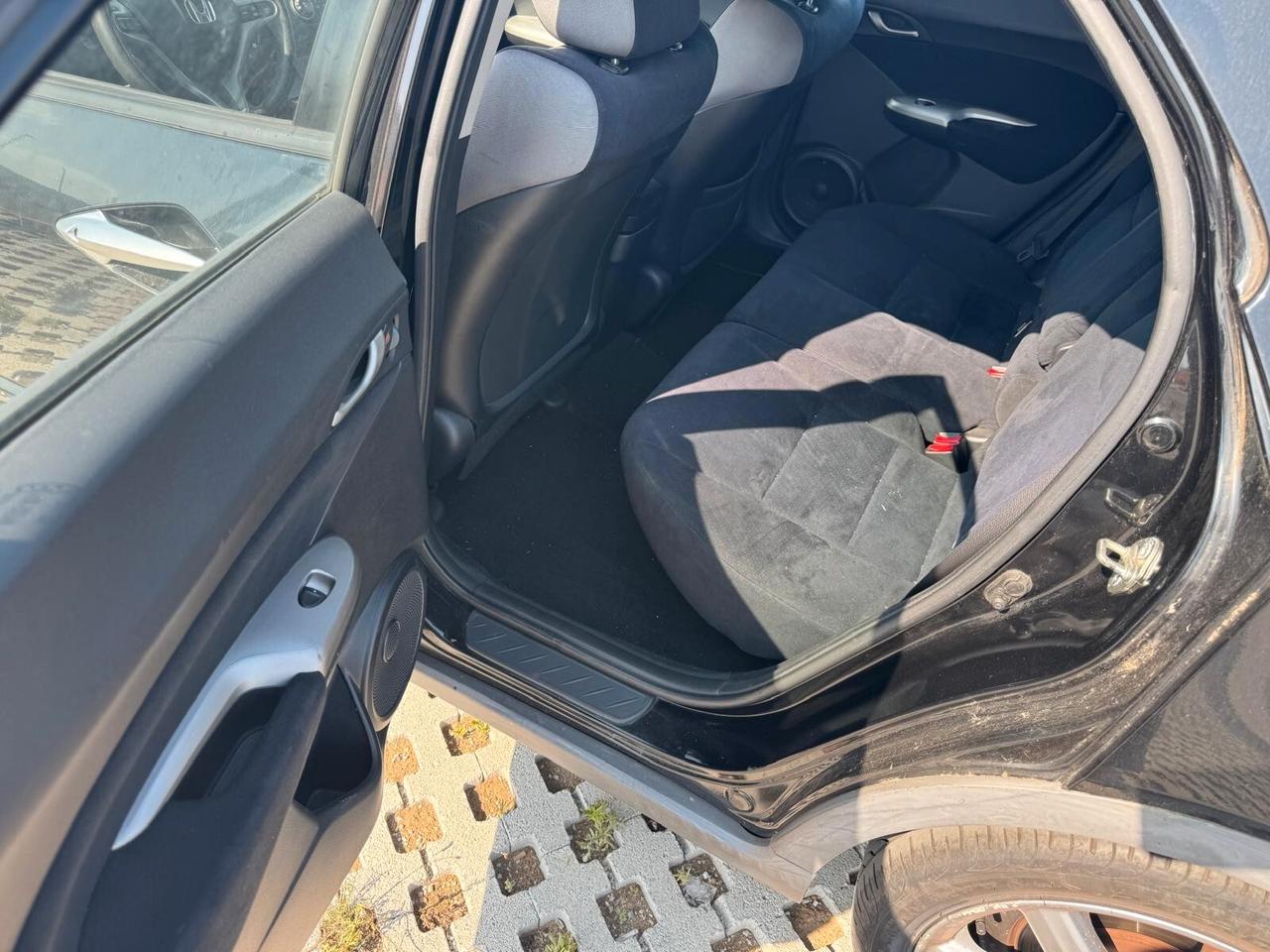 Honda Civic 1.8 i-VTEC 5p. Sport