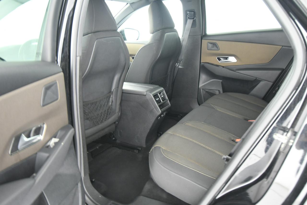 DS DS7 Crossback 2.0 bluehdi Business 180cv auto APP CONNECT+C18''