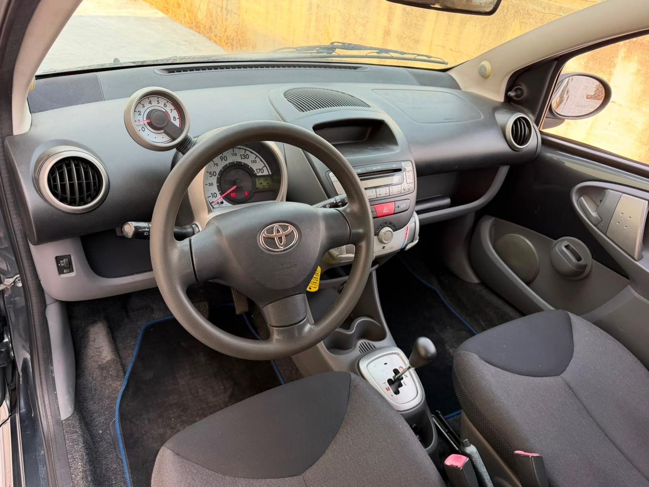Toyota Aygo 1.0 12V VVT-i CAMBIO AUTOMATICO