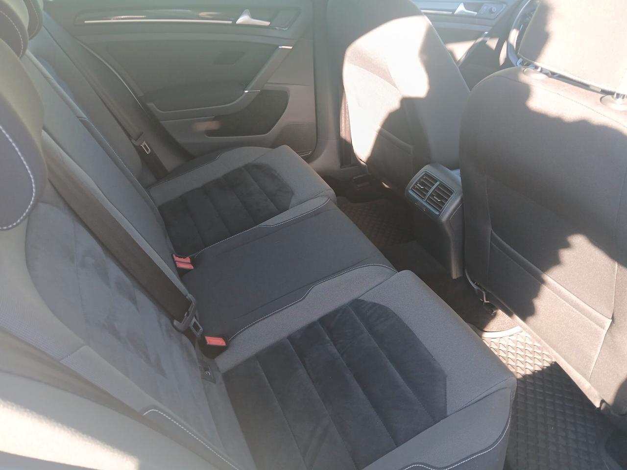 Volkswagen Golf 2.0 TDI 5p. 4MOTION Highline BlueMotion Technology