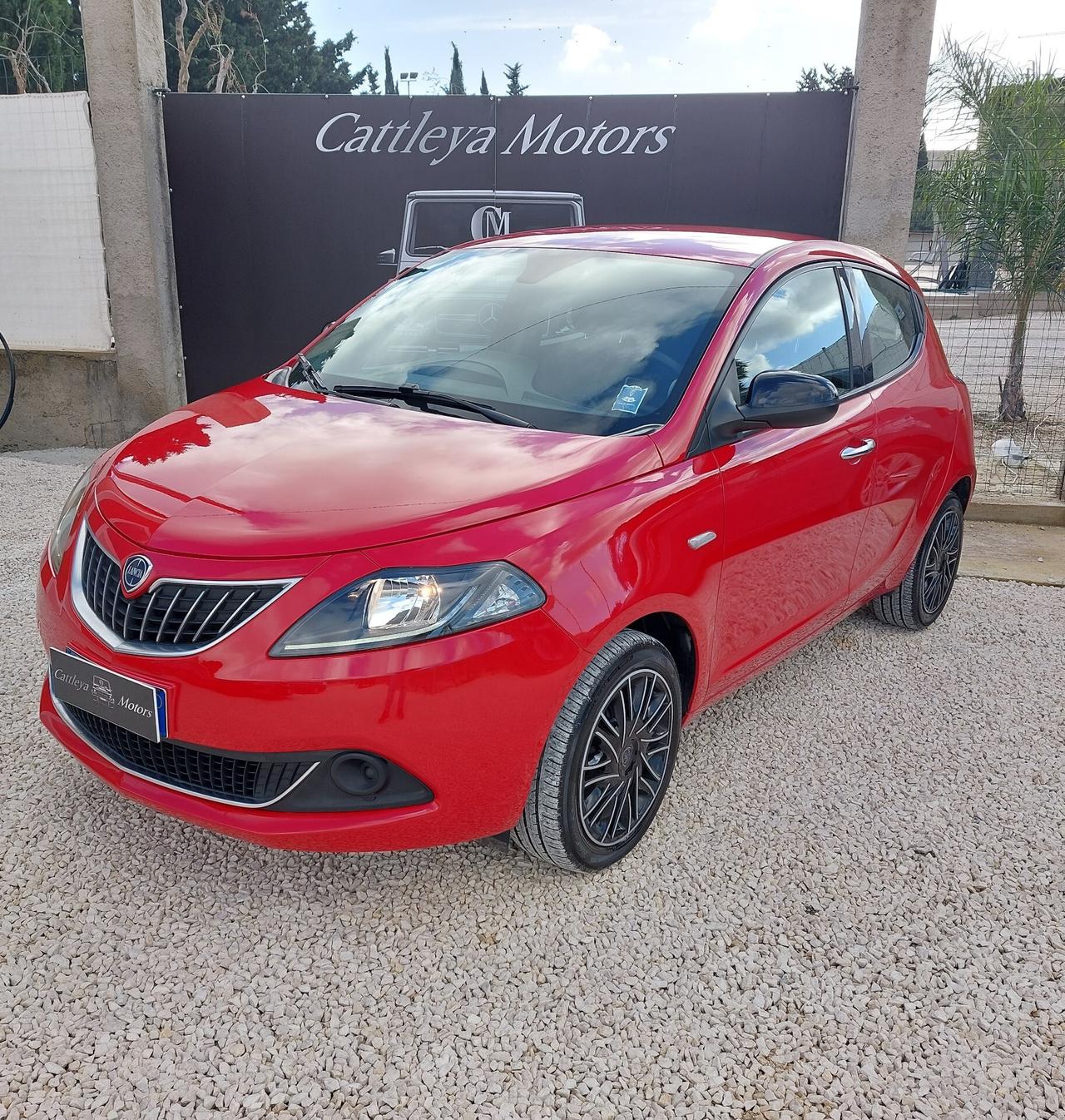 Lancia Ypsilon 1.0 Hybrid 70 CV Gold 2022