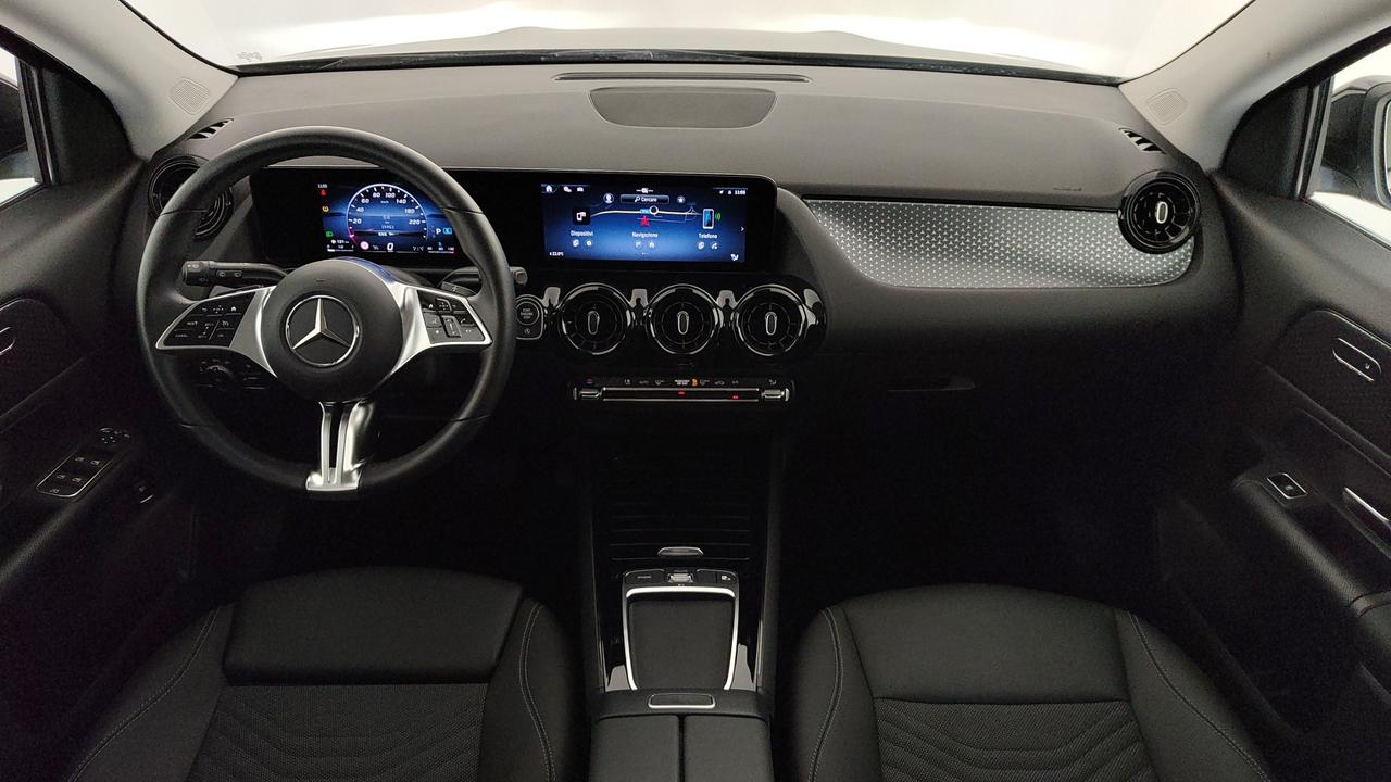 Mercedes-Benz GLA 180 d Advanced auto