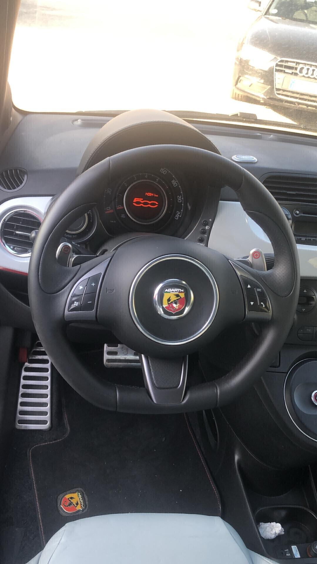 Abarth 500 C 1.4 Turbo T-Jet