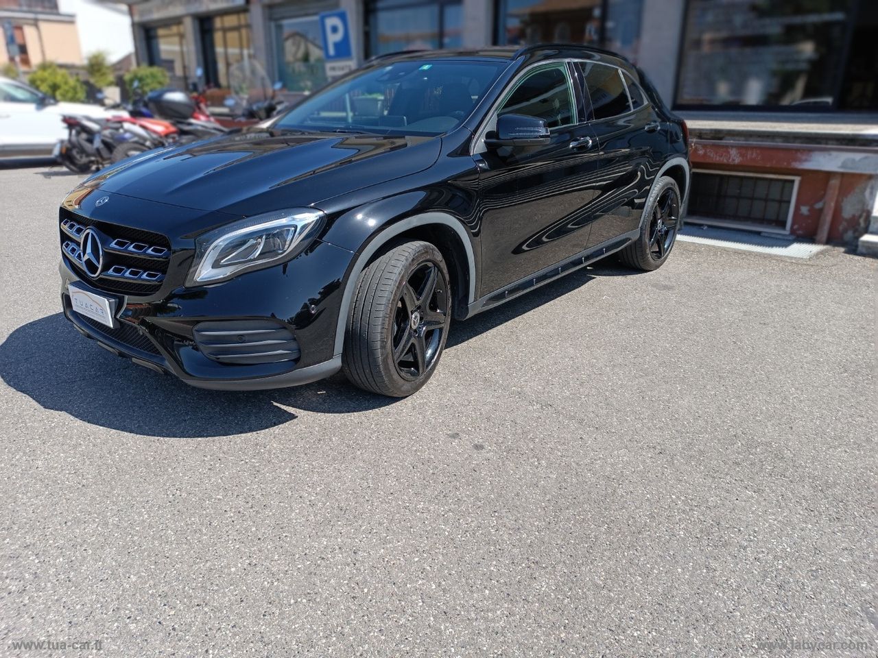 MERCEDES-BENZ GLA 200 d Automatic Premium GARANZIA 12 MESI