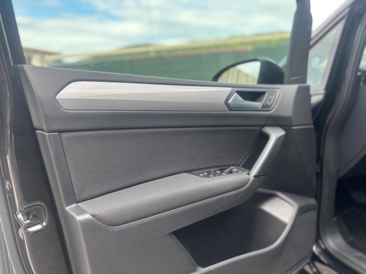 Volkswagen Touran 1.6 TDI 115 CV 7 posti km 180 mil anno 2019 euro 6