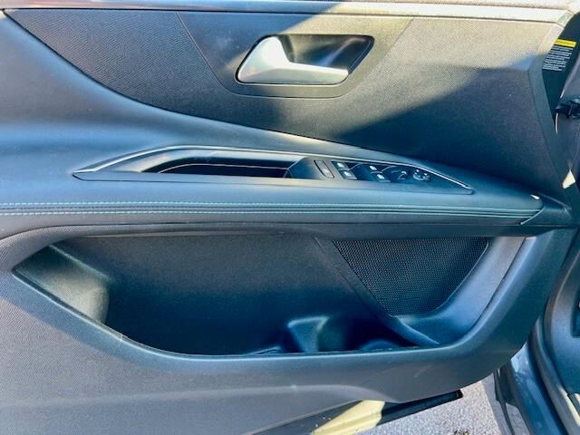 Peugeot 3008 PureTech 1.2 Turbo 130 cv - 2021