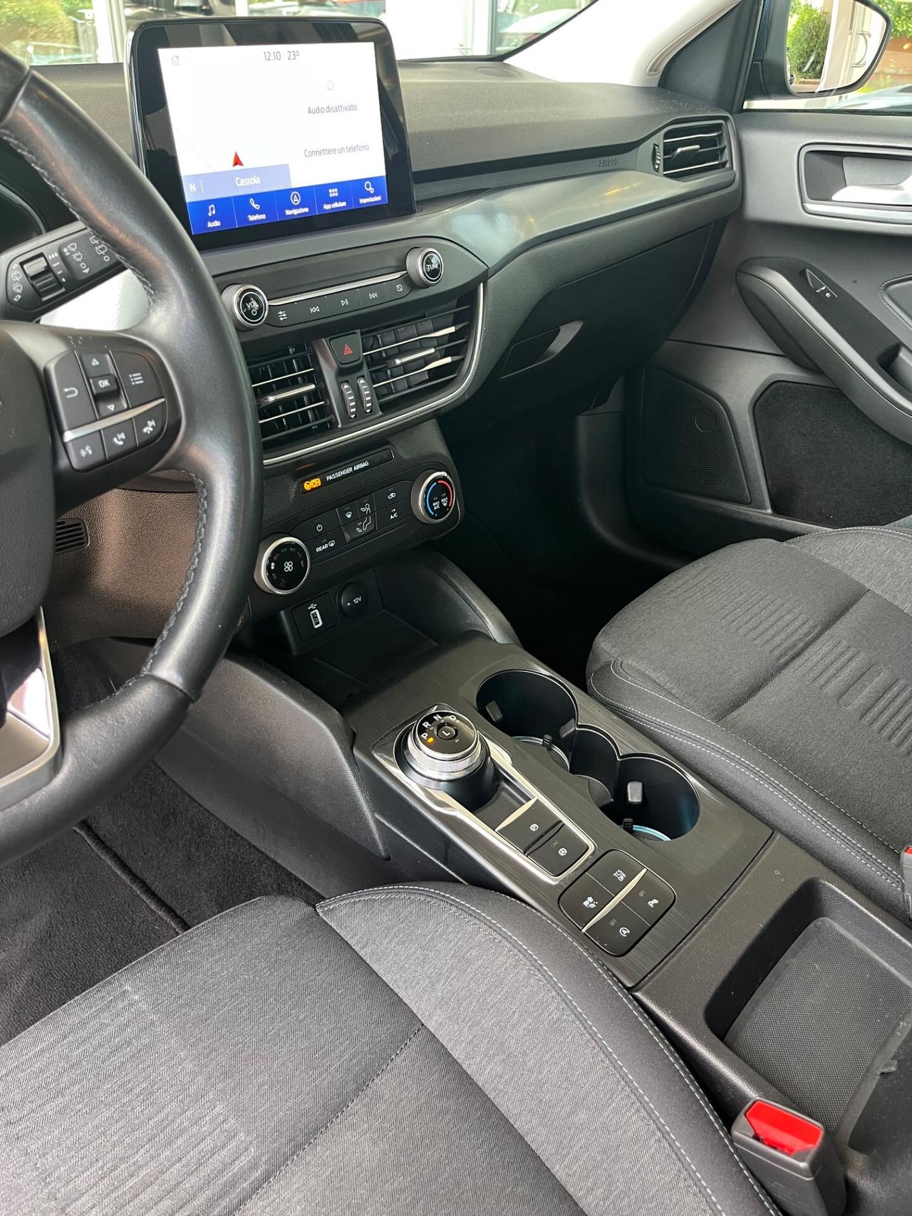 Ford Focus SW 1.5 ecoblue ST-Line 2020 !!