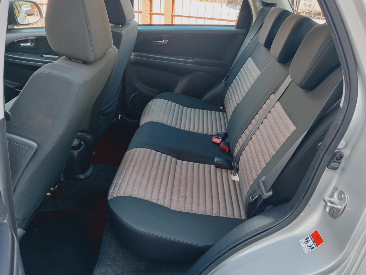 Fiat Sedici 2.0 MJT 16V DPF 4x4 Experience