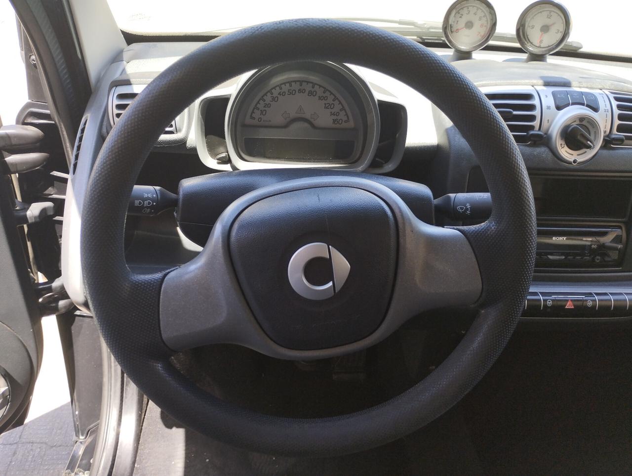 Smart ForTwo 1000 52 kW MHD coupé pure