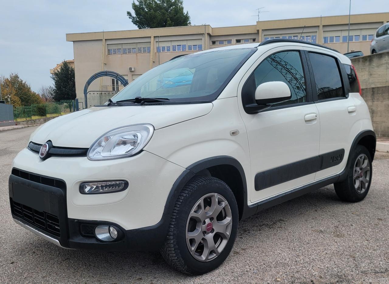 Fiat Panda 1.3 MJT 16V DPF 4x4 Climbing