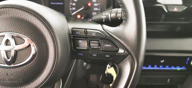 TOYOTA Yaris 1.5 Hybrid 5 porte Business