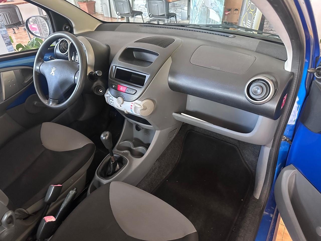 Peugeot 107 1.0 68CV 135.000km