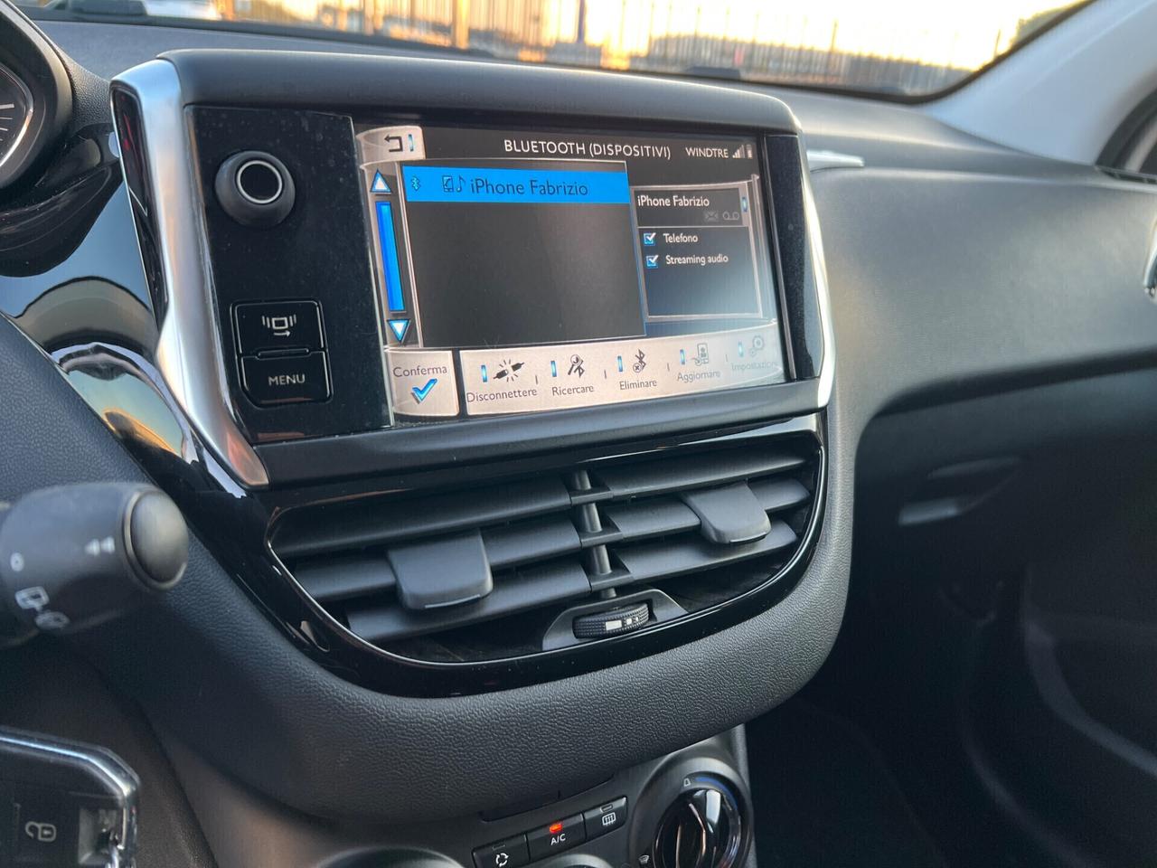 Peugeot 208 1.2 Benzina 82cv 5P. Allure - 2014