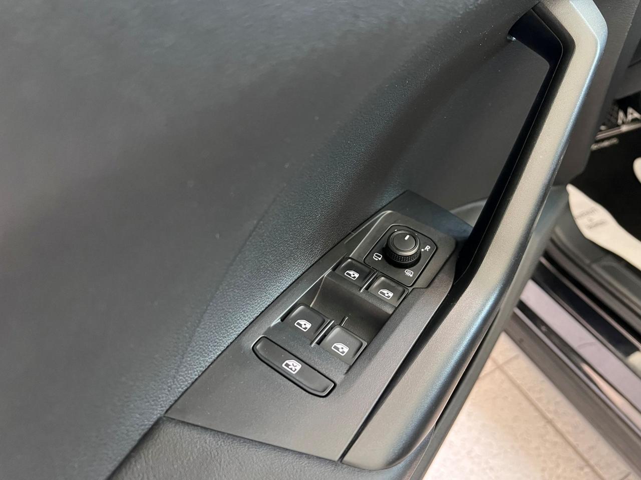 VOLKSWAGEN T-Cross 2019 1.0 tsi Style 95cv - CONDIZIONI ECCELLENTI!