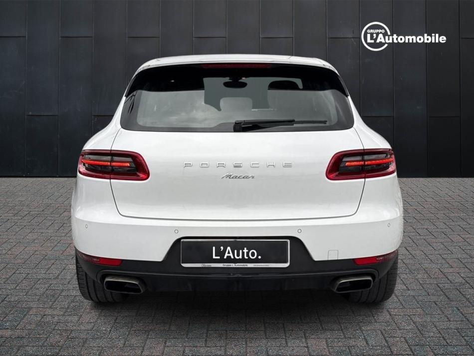 Porsche Macan 2.0 PDK