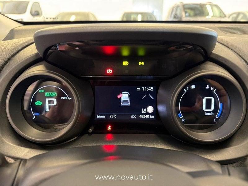 Toyota Yaris Hybrid Trend MY22