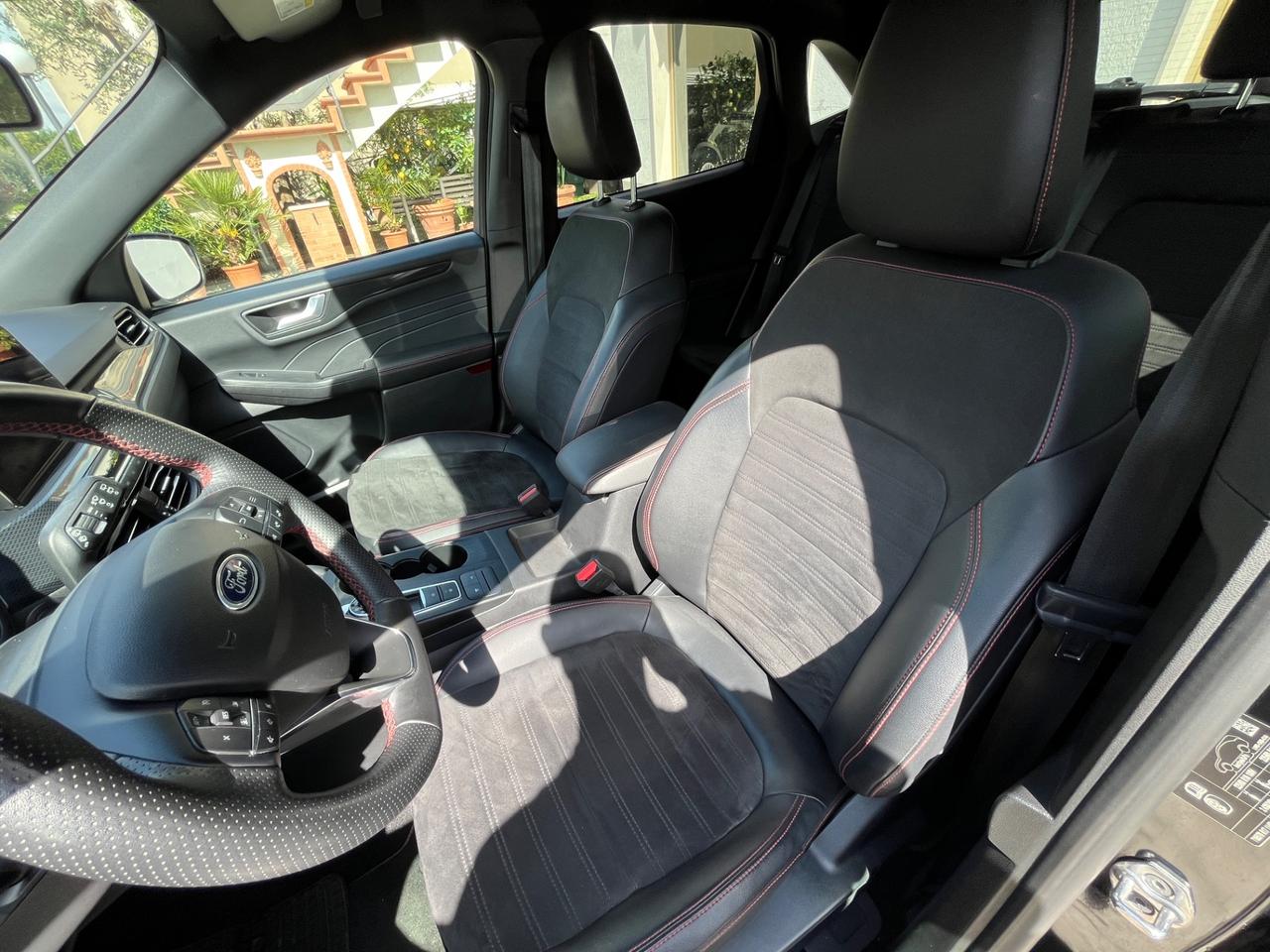 Ford Kuga 2.5 Full Hybrid 190 CV CVT 2WD ST-Line