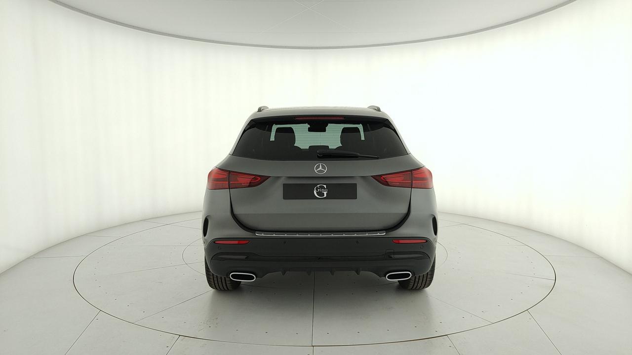 Mercedes-Benz GLA 200 d automatic