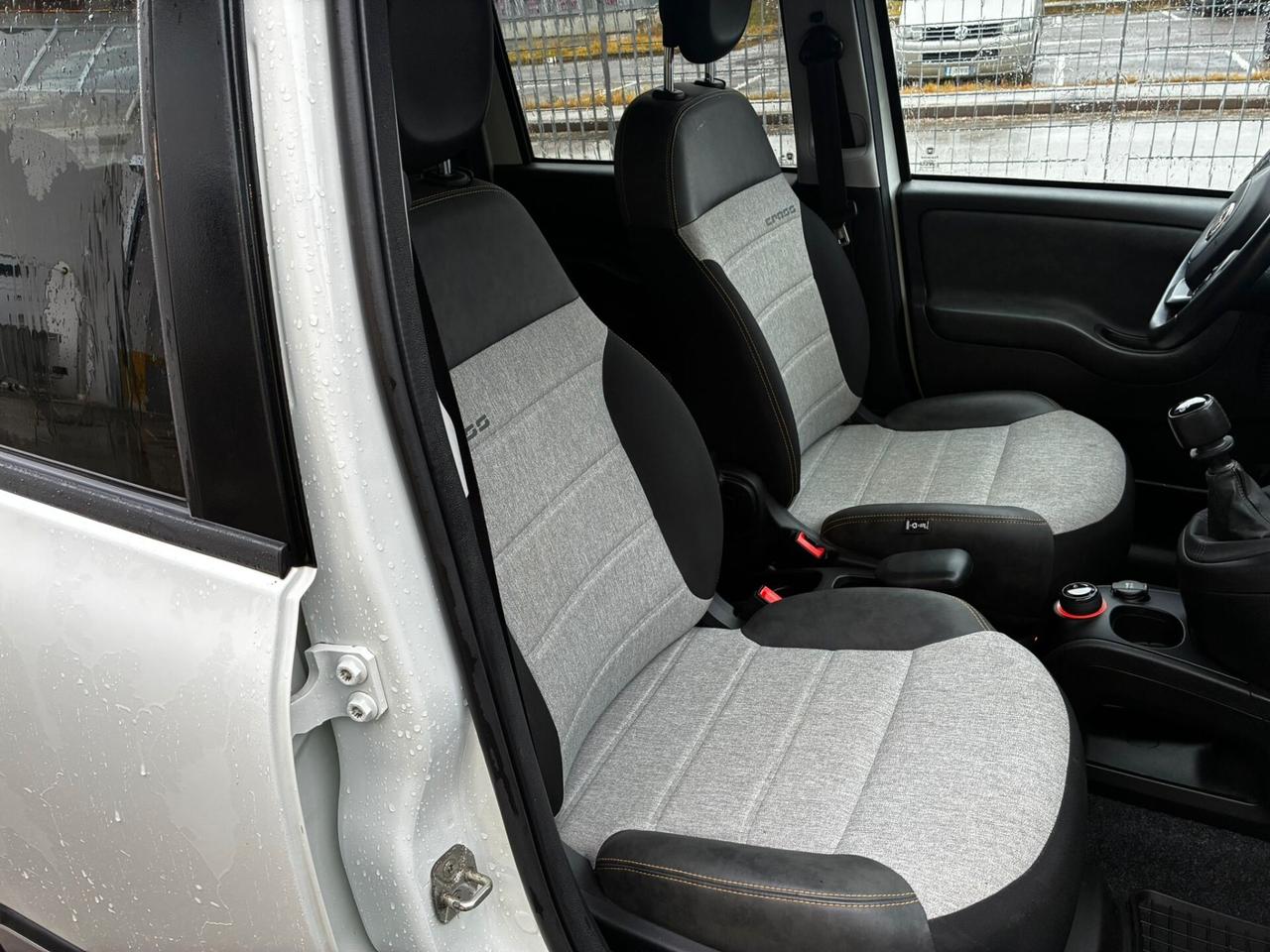 FIAT PANDA CROSS 4x4 0.9TWINAIR - GANCIO TRAINO