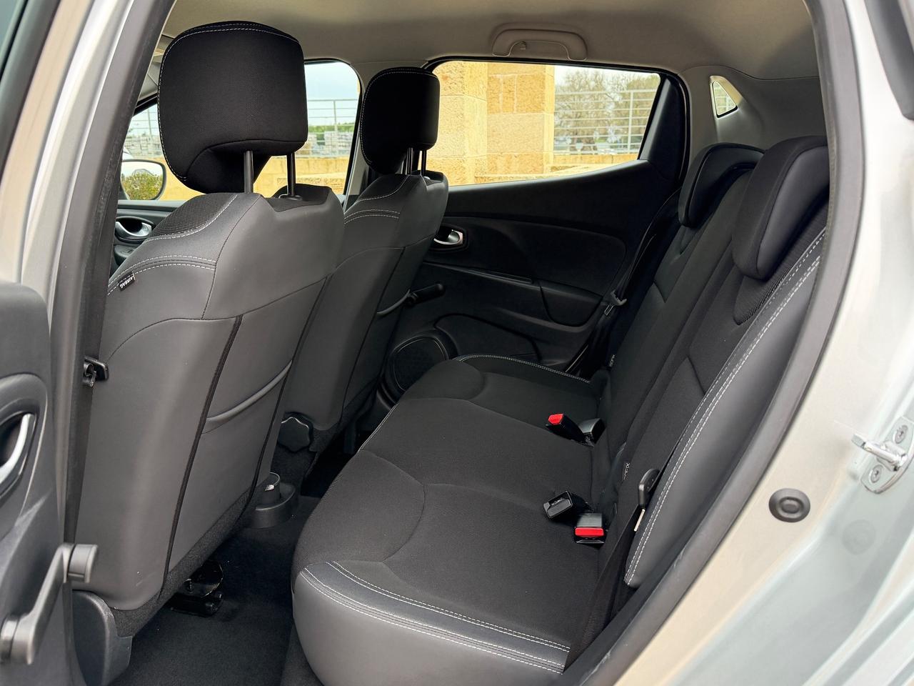 Renault Clio dCi 8V 75 CV 5 porte Moschino Intens