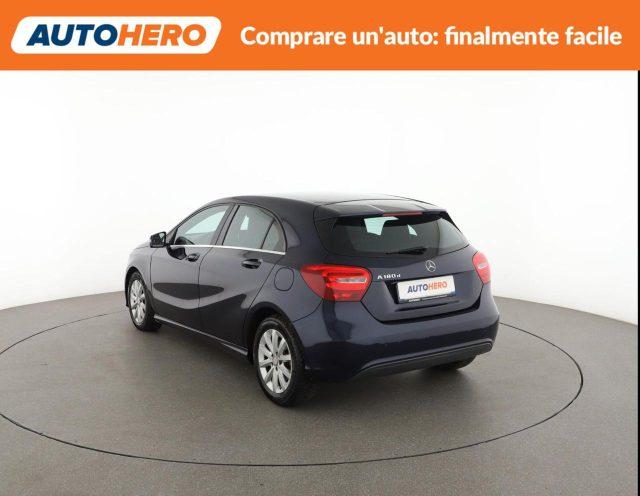 MERCEDES-BENZ A 180 d Automatic Business