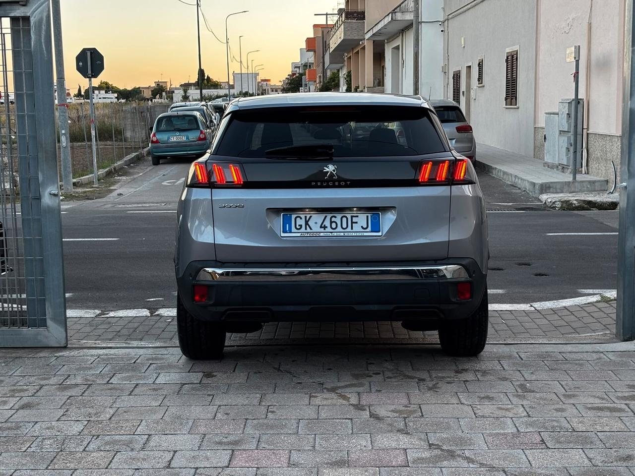 Peugeot 3008 1.5 HDi 130cv EAT8 Allure - 2022