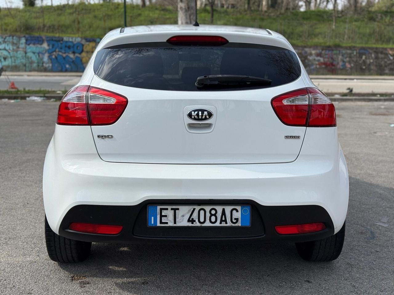 KIA Rio 1.1 CRDi 75cv 2013 5p. Cool