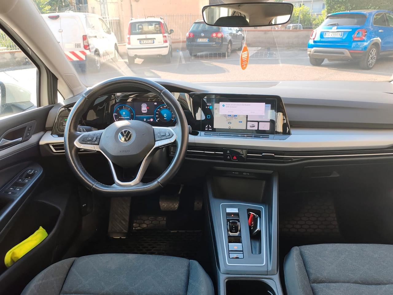 Volkswagen Golf 8 2.0 TDI 150 CV DSG /Life/ - IQ.Light, Digital Cockpit, Tetto Panoramico Apribile
