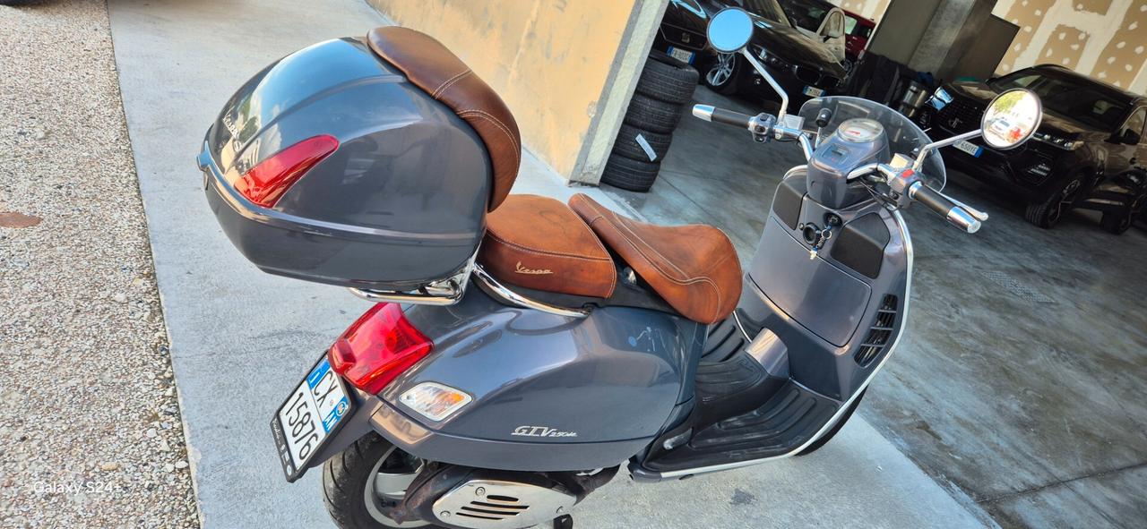 VENDO VESPA GTV 250 ie OTTIMO STATO