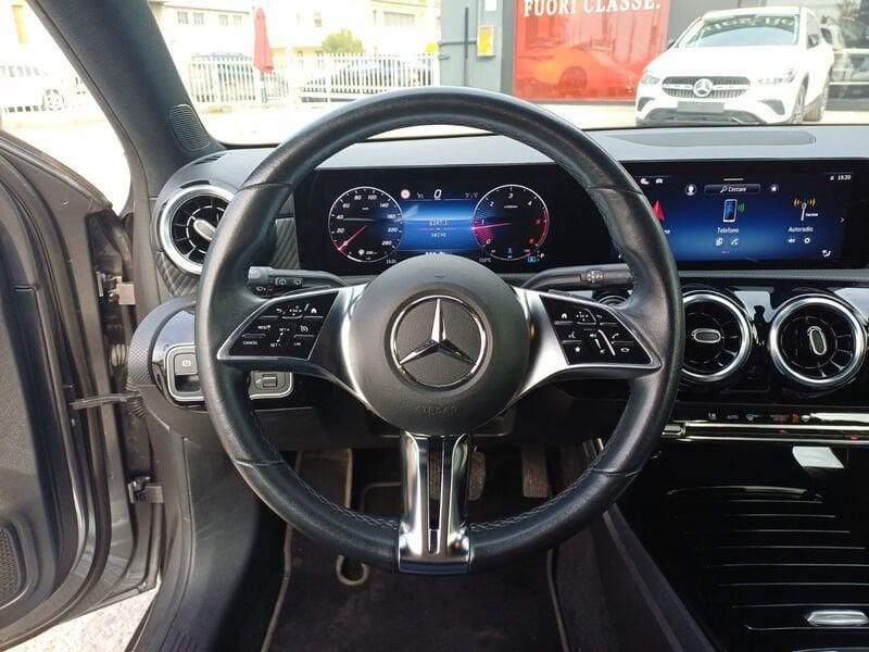 Mercedes-Benz Classe A A 180 d Progressive Advanced auto