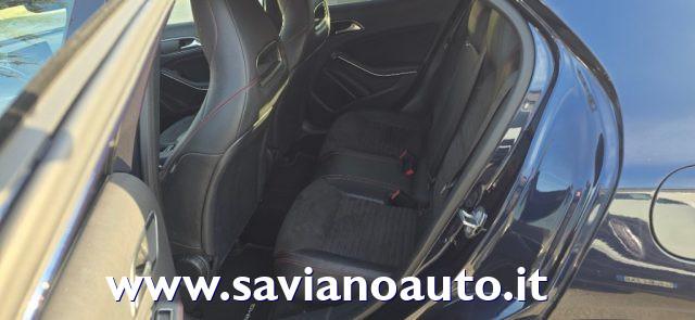 MERCEDES-BENZ GLA 200 d Automatic Premium " PACK NIGHT "