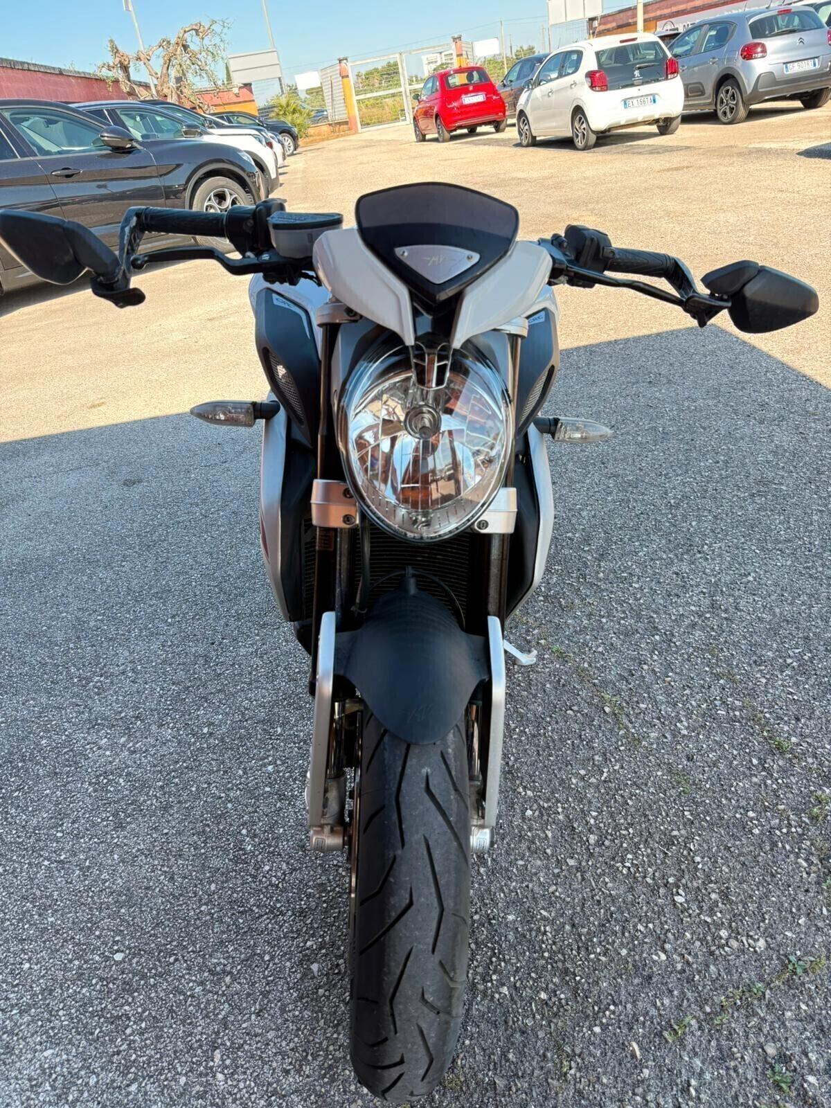 Mv Agusta brutale 800 dragster permuta auto/moto