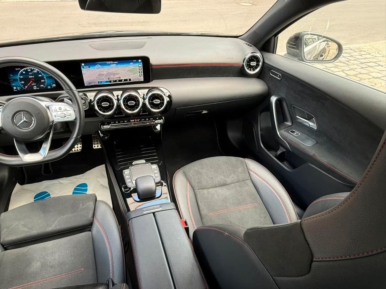 Mercedes-benz A 200 d Automatic Premium AMG