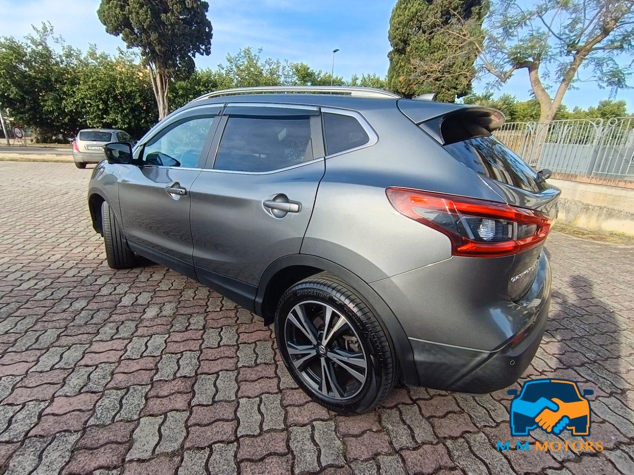 Nissan Qashqai 1.6 dci Tekna 2wd 130cv E6 IVA ESPOSTA