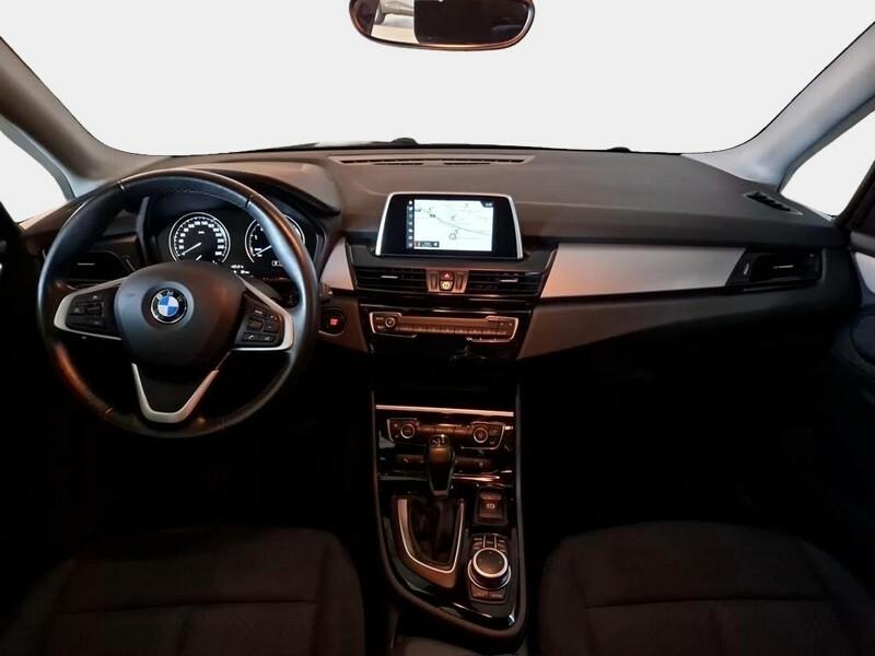BMW 225 e ACTIVE TOURER iPerformance Business autom.