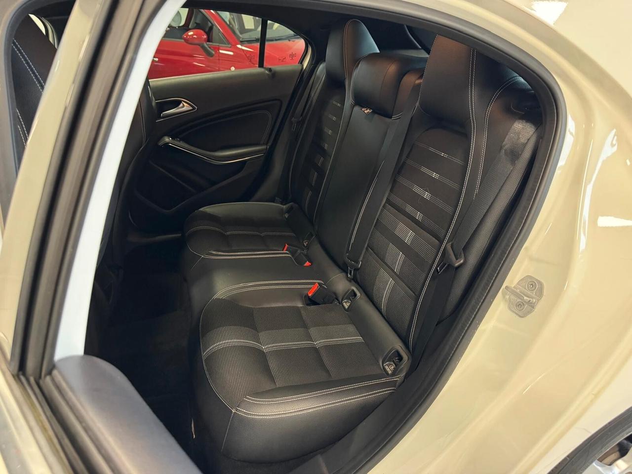 Mercedes-benz A 160 D AUTOMATIC SPORT 2017