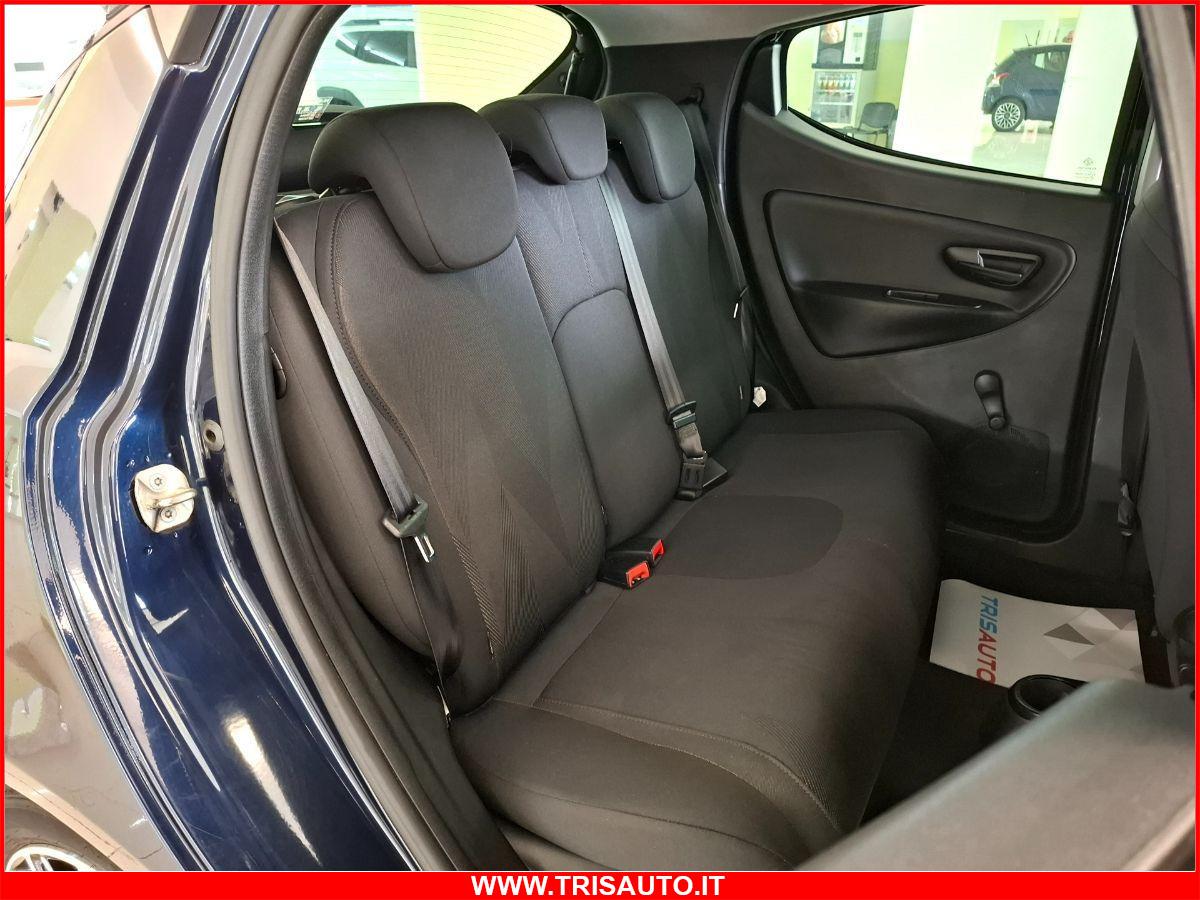 LANCIA Ypsilon 1.0 Firefly Hybrid Eco Chic NEOPATENTATI