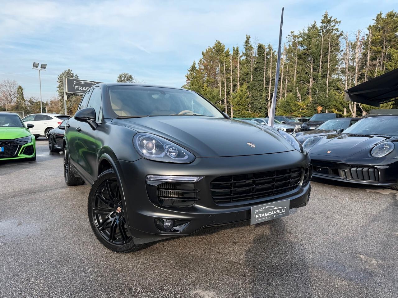 Porsche Cayenne 3.0 Diesel /km docnavi/pelle/chrono/21"