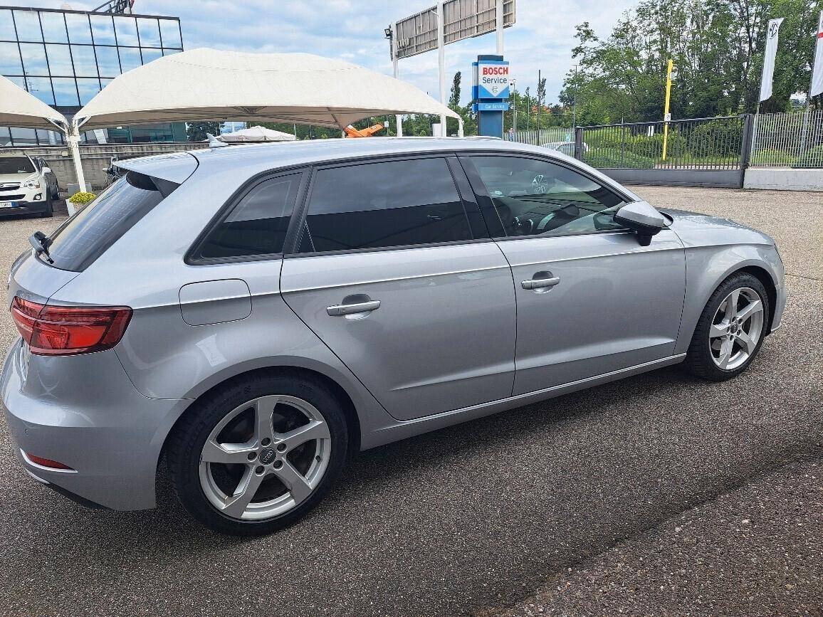 Audi A3 SPB 2.0 TDI S tronic Business