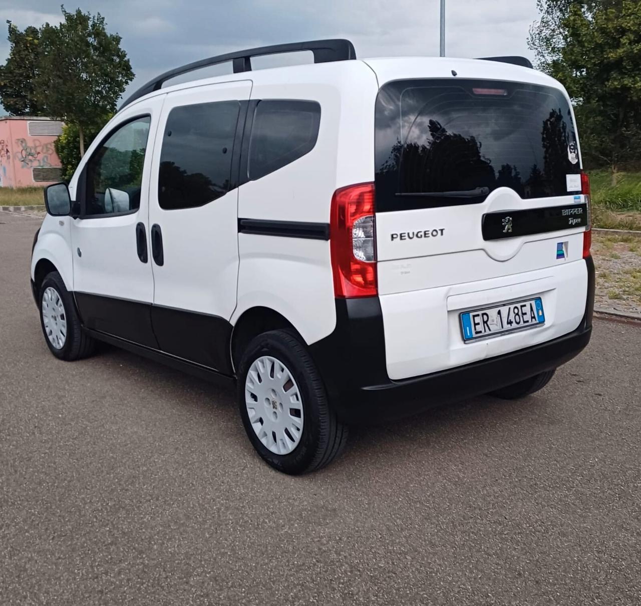 Peugeot Bipper Tepee 1.3 HDi 75 FAP Outdoor