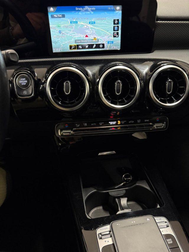 MERCEDES-BENZ A 180 d Automatic Sport