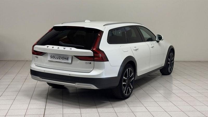 Volvo V90 Cross Country B4 D AWD automatico Plus