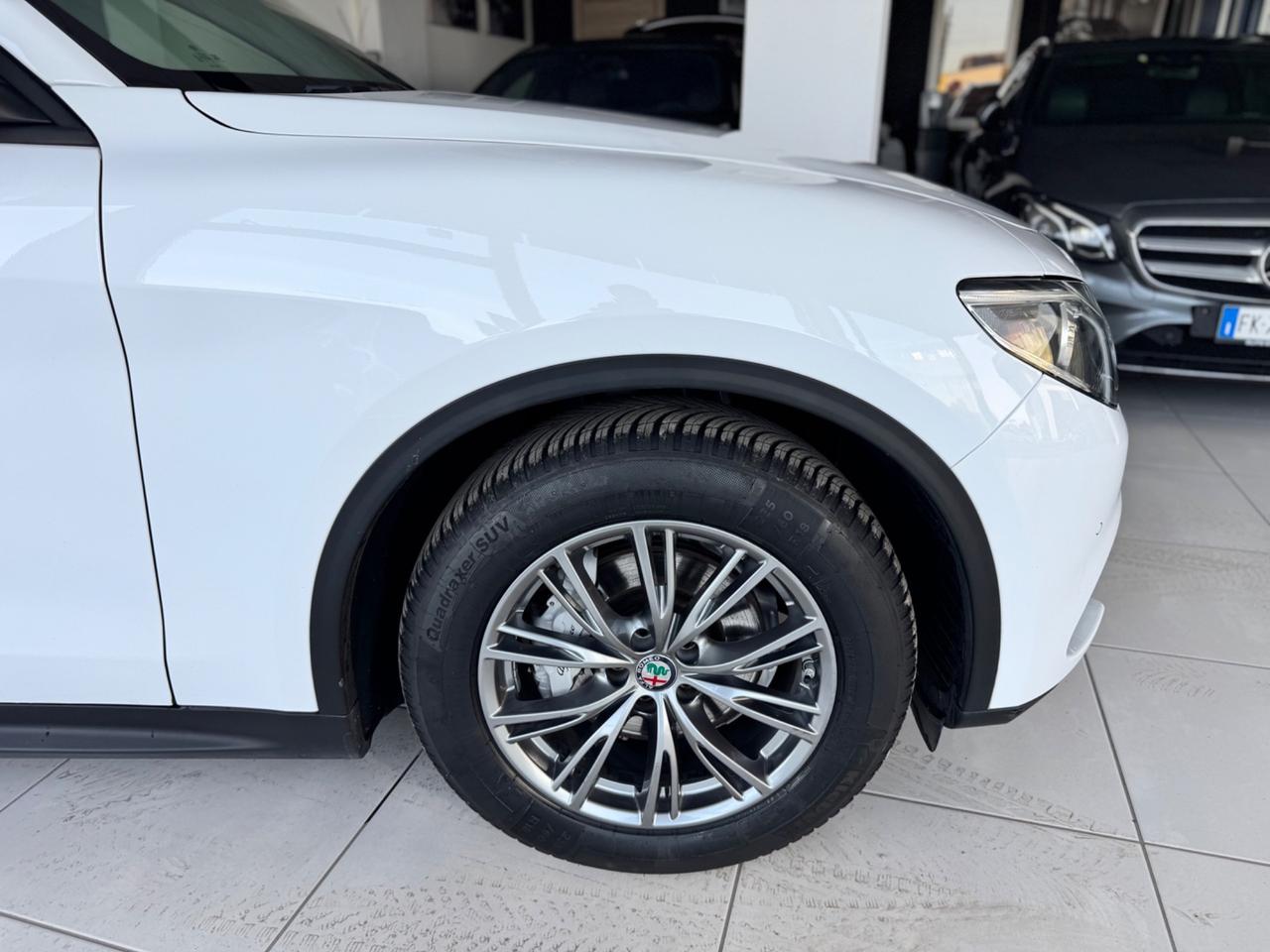 Alfa Romeo Stelvio 2.2 Turbodiesel 180 CV AT8 RWD Executive