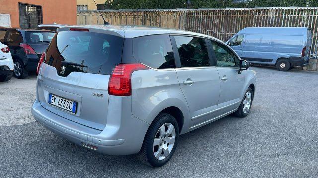 PEUGEOT 5008 1.6 HDi 112CV Business