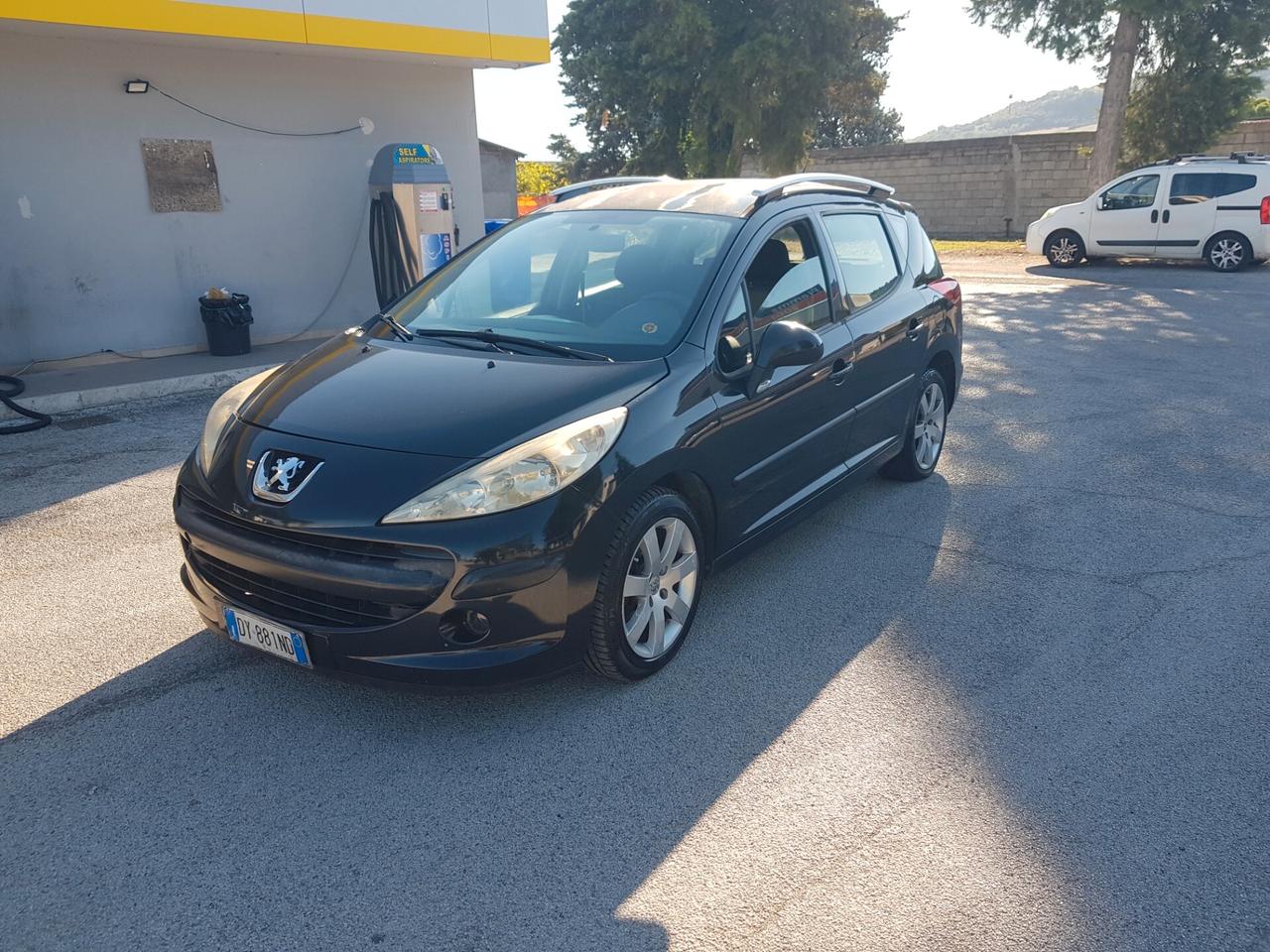 Peugeot 308 1.6 HDi 90Cv anno 2009