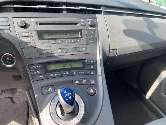TOYOTA Prius 1.8 Executive